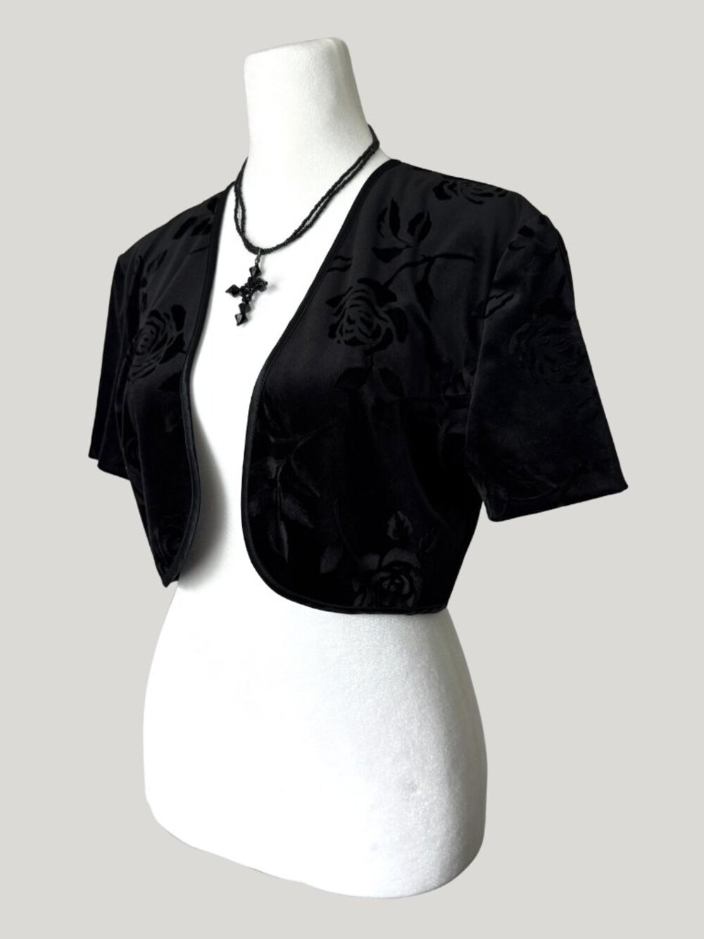 Vintage Atina Black Velvet Cropped Bolero Floral Pattern Women's Size 6 | Goth
